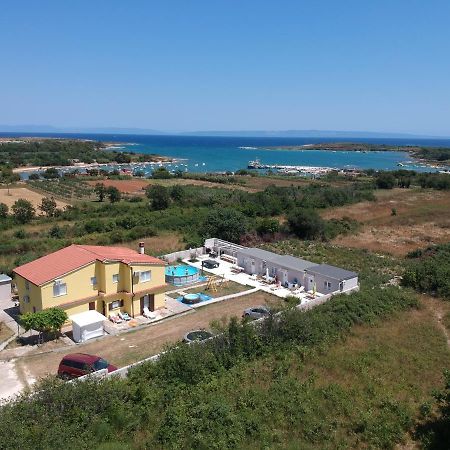 Apartment Silvija Ližnjan 외부 사진