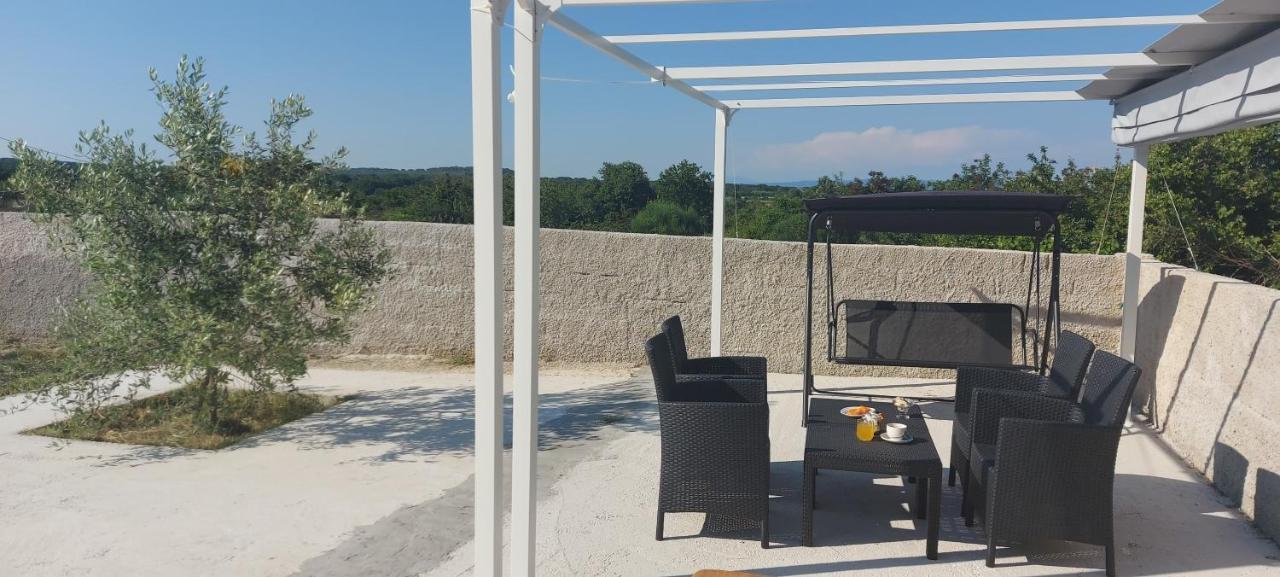 Apartment Silvija Ližnjan 외부 사진
