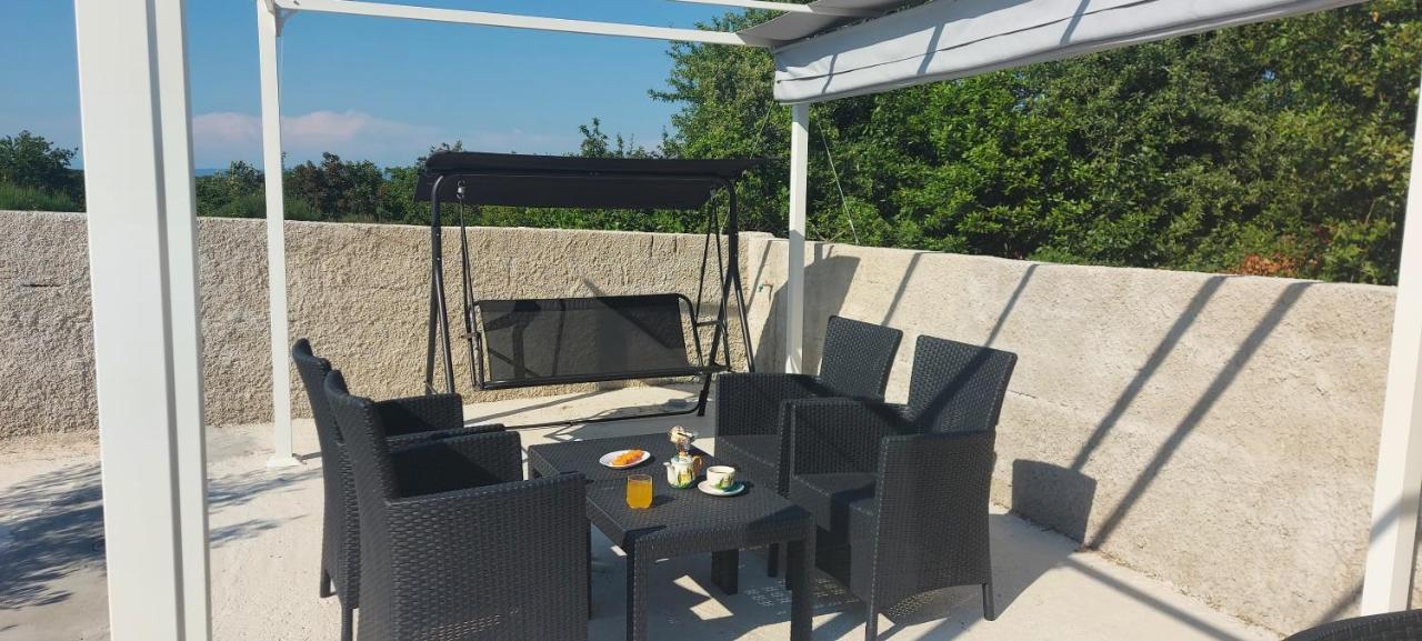 Apartment Silvija Ližnjan 외부 사진