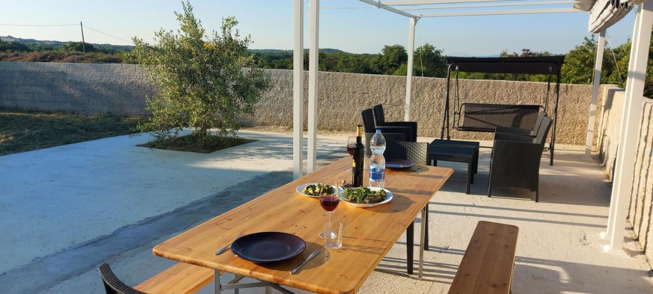 Apartment Silvija Ližnjan 외부 사진