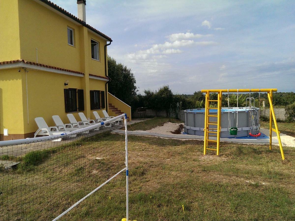 Apartment Silvija Ližnjan 외부 사진